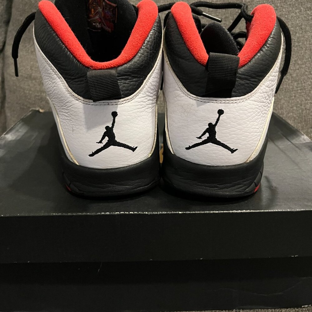 🔥🏀 Jordan 10 Retro – White / Black / Red – Men’s Size 11 – Used – Original Box - Picture 3 of 5